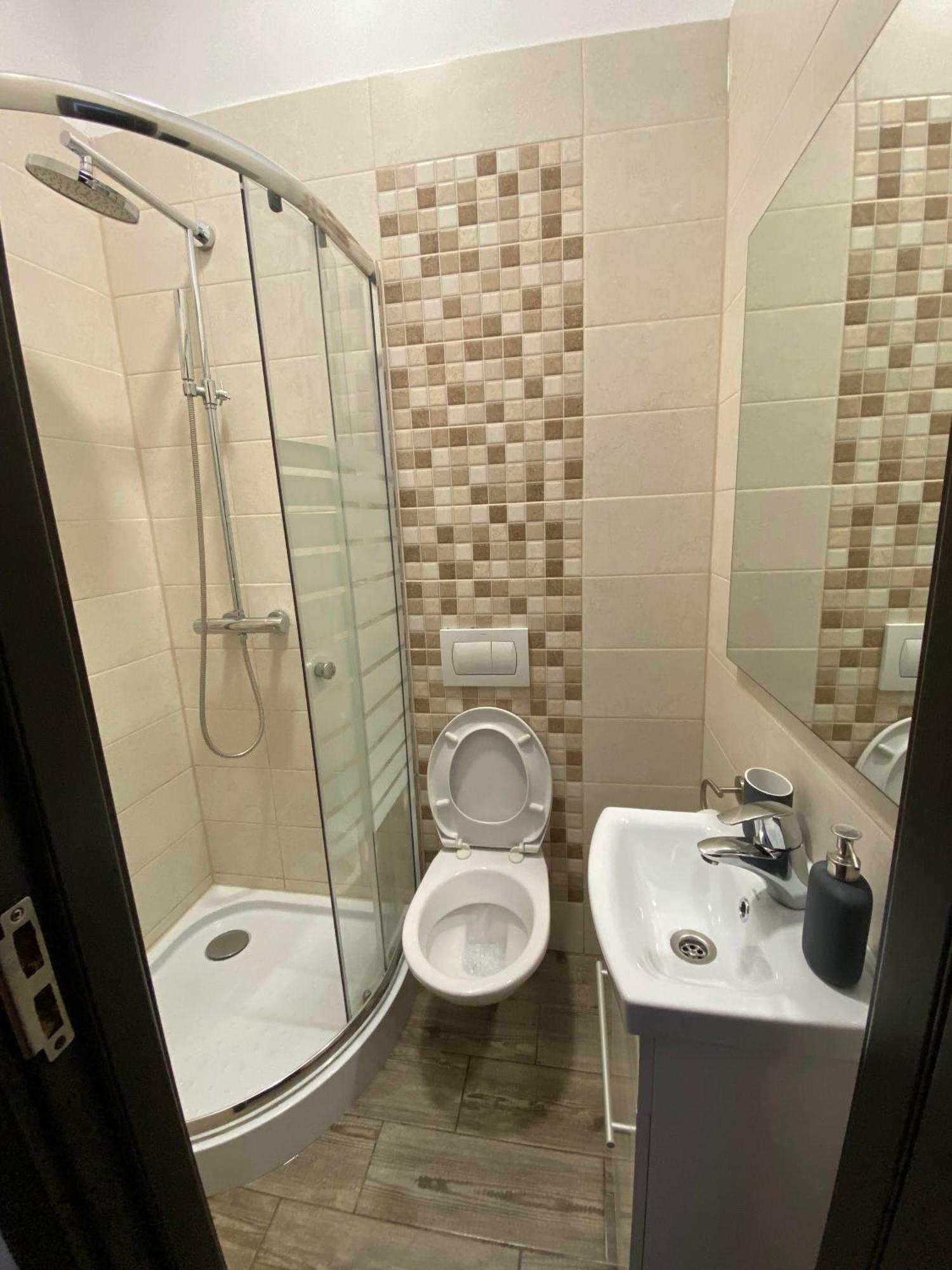 Ada's Luxury Apartament&studio - Old Apartamento Braşov