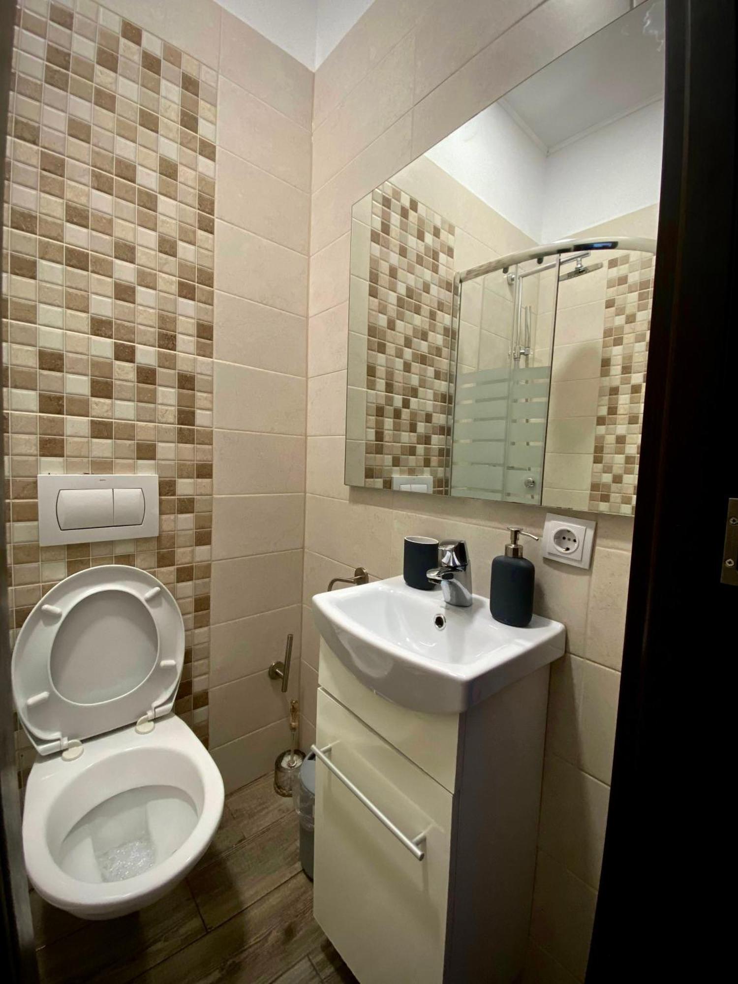Ada's Luxury Apartament&studio - Old Braşov