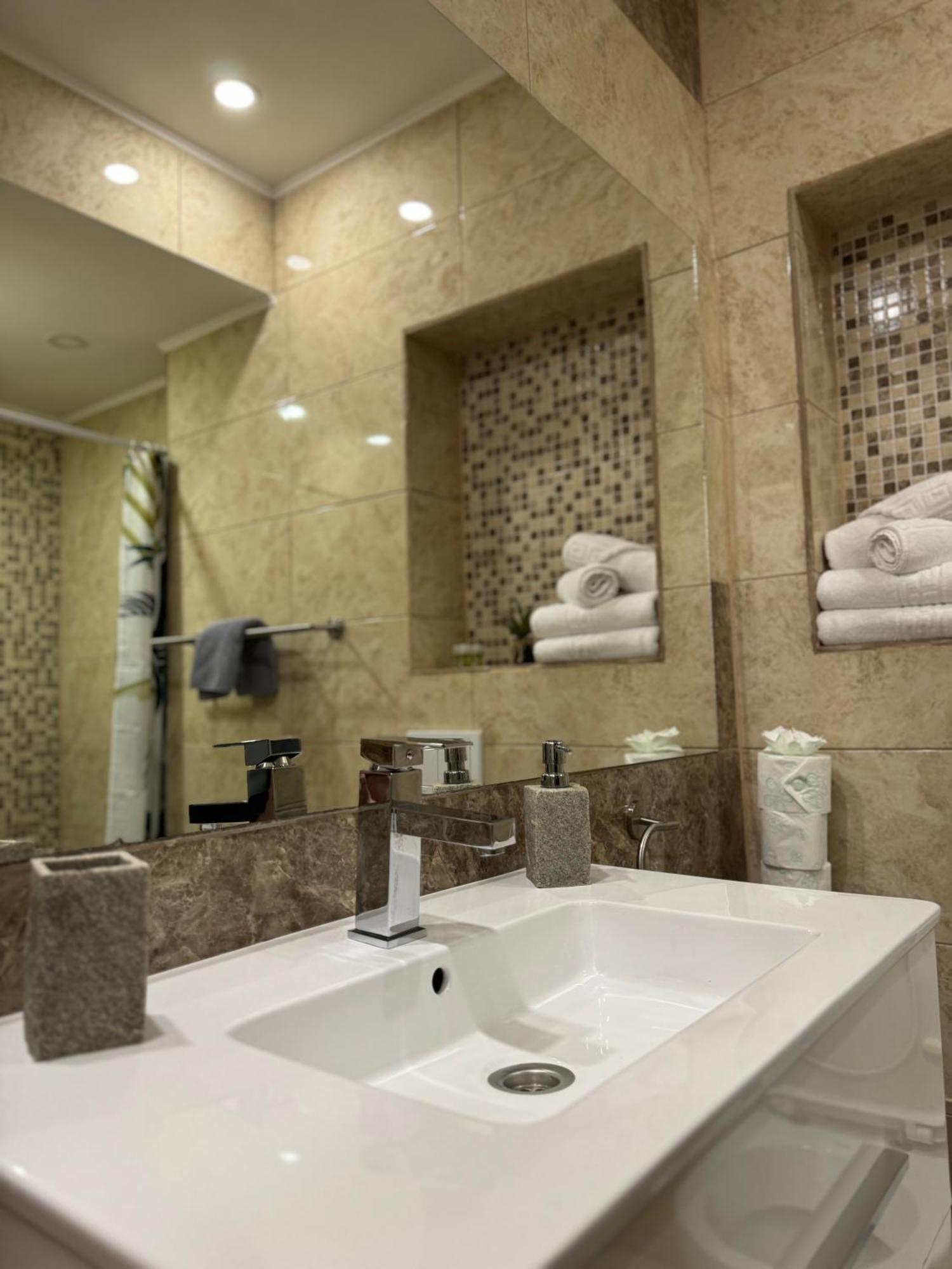 Apartamento Ada's Luxury Apartament&studio - Old Braşov