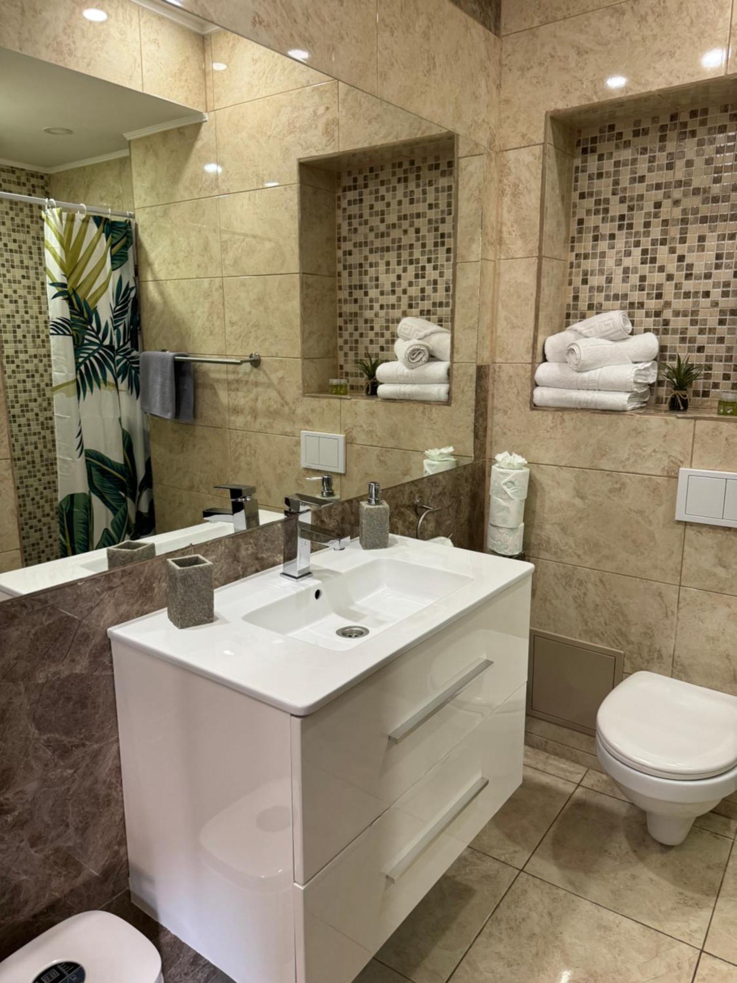 Ada's Luxury Apartament&studio - Old Braşov