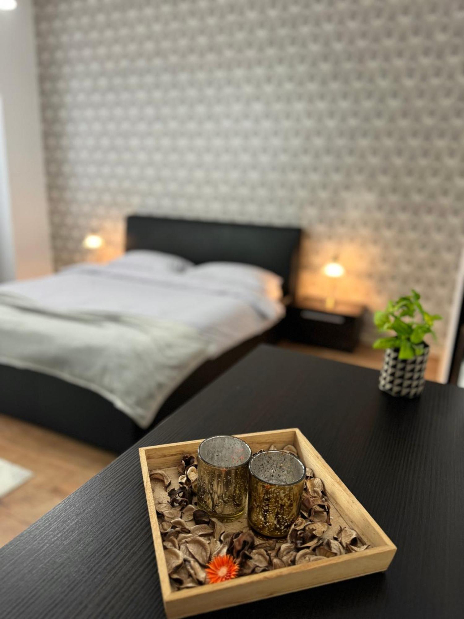 Ada's Luxury Apartament&studio - Old Apartamento